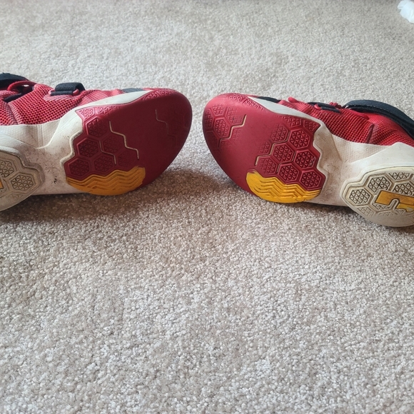 Nike Lebron Soldier 9 size 7 - Picture 4 of 7